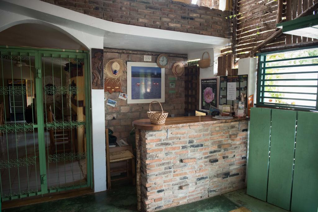 Hostal Dona Chava 페데르날레스 외부 사진