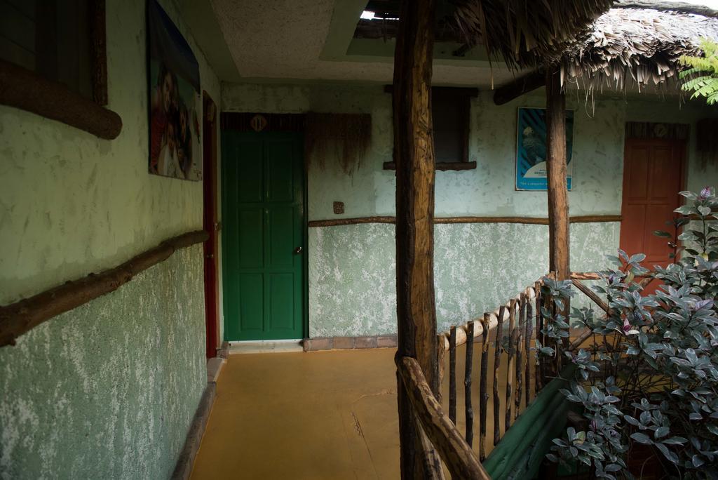 Hostal Dona Chava 페데르날레스 외부 사진
