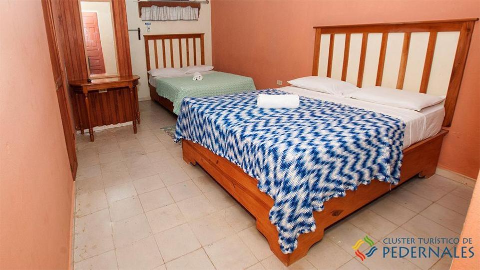 Hostal Dona Chava 페데르날레스 외부 사진